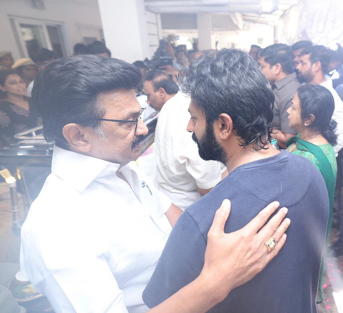 பாக்யராஜ் மறைவிற்கு ஸ்டாலின் அஞ்சலி