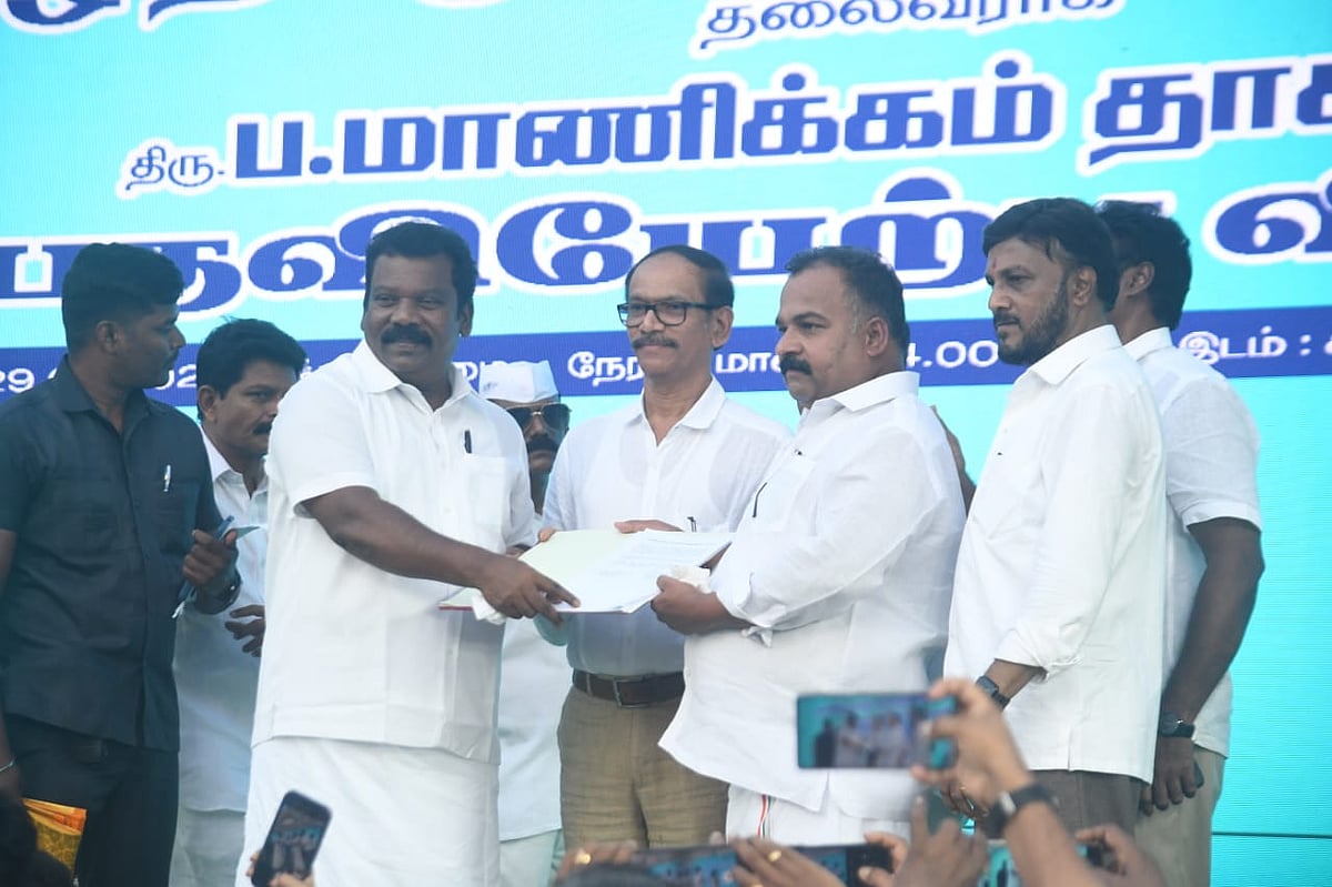 மாணிக்கம் தாக்கூர் - செல்வப்பெருந்தகை