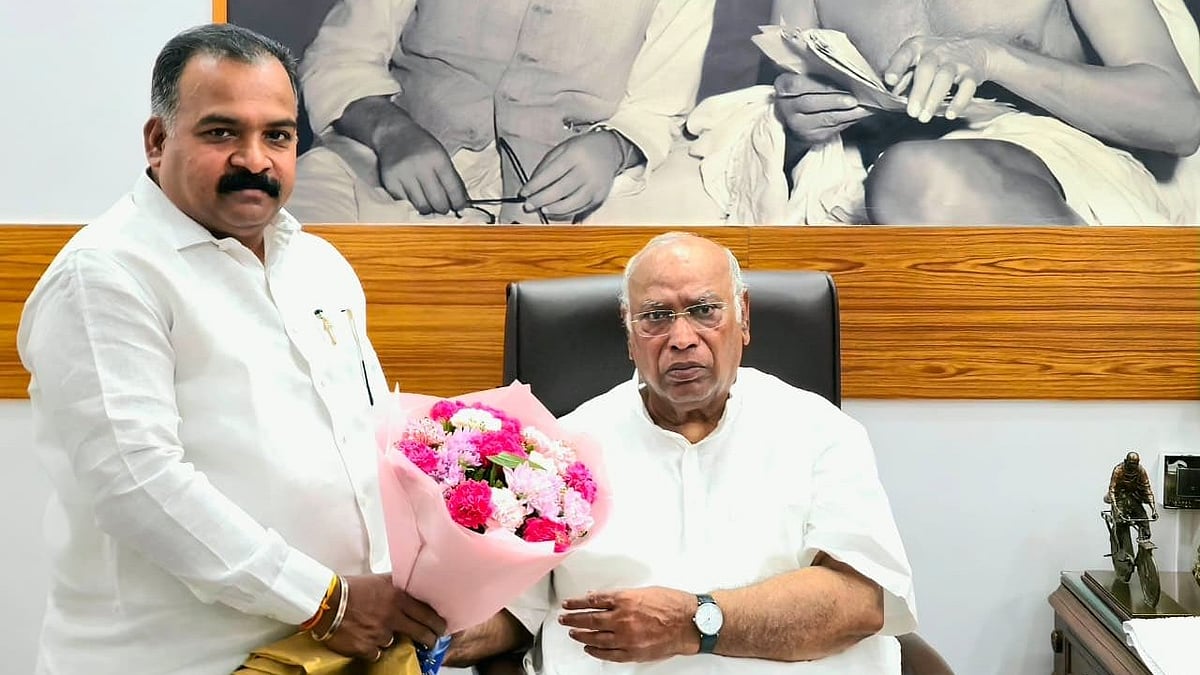 மாணிக்கம் தாக்கூர் - மல்லிகார்ஜுன கார்கே
