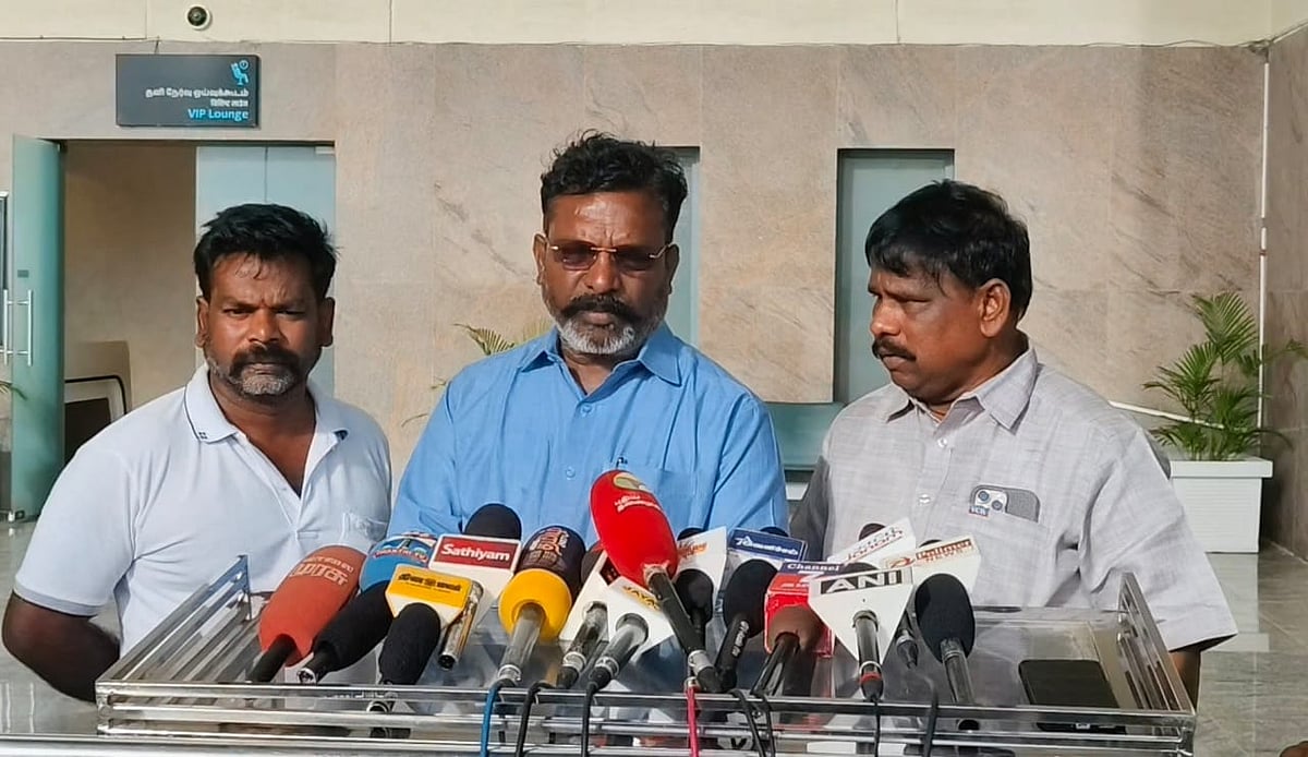 `எம்.எல்.ஏ-க்கள் ராஜினாமா செய்வது தமிழ்நாடு அரசியலுக்கு ஆரோக்கியமானதல்ல... - தொல்.திருமாவளவன் 