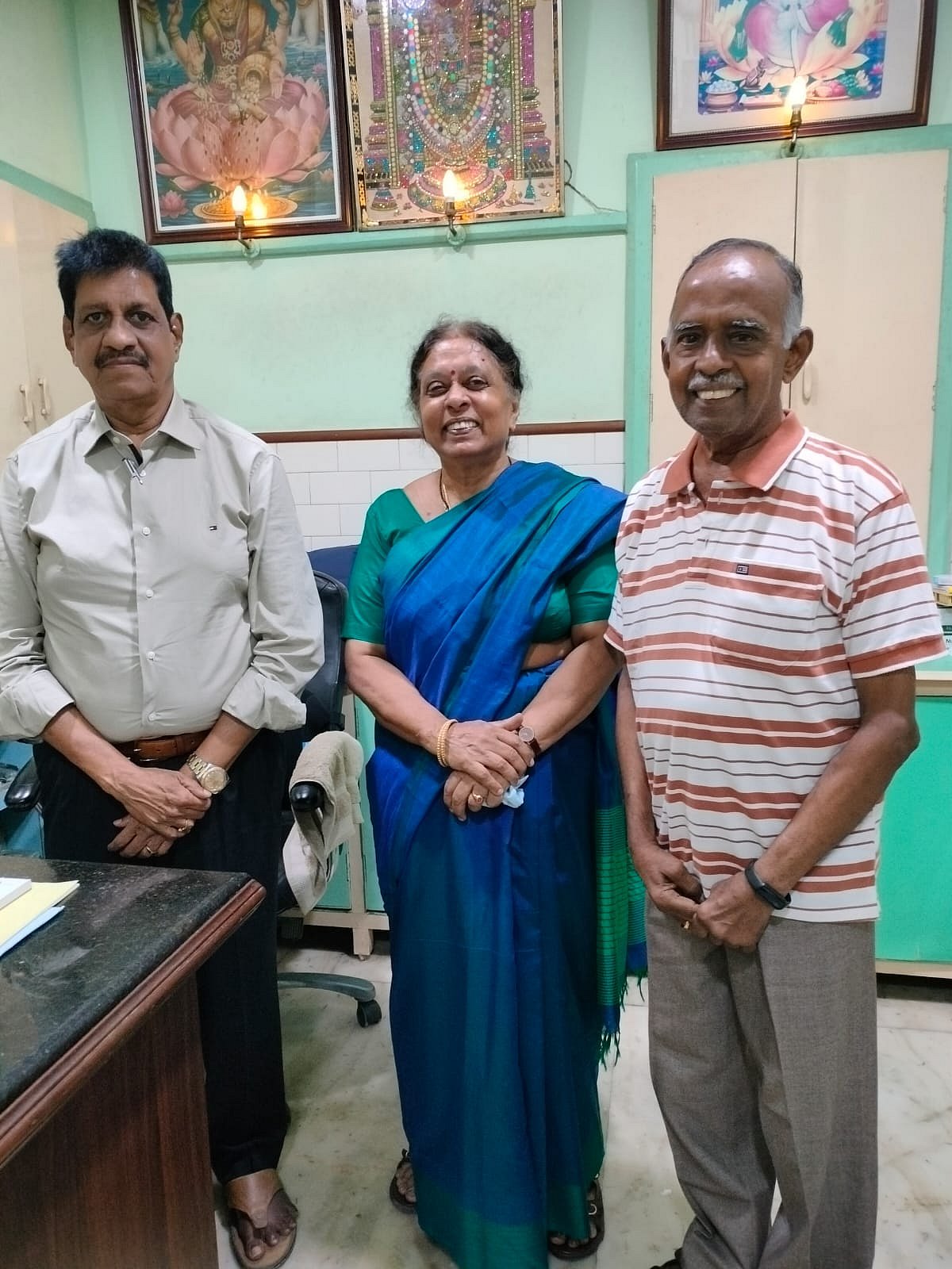 அன்று மாநிலக் கல்லூரித் தோழன்... இன்று எங்களைக் காக்கும் மருத்துவன்! - நட்பின் நன்றிக் காணிக்கை