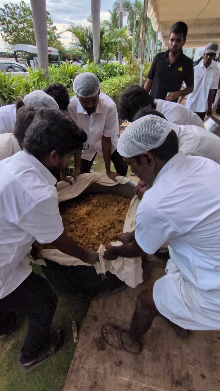 தவெக 'இணைப்பு விழா' மெனு