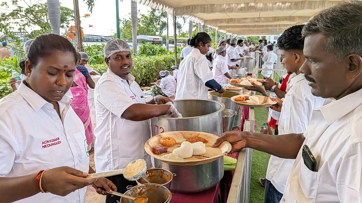 தவெக 'இணைப்பு விழா' மெனு