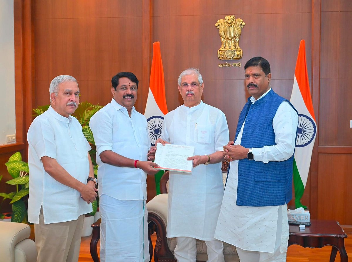 ஆளுநரை சந்தித்த நயினார் நாகேந்திரன்