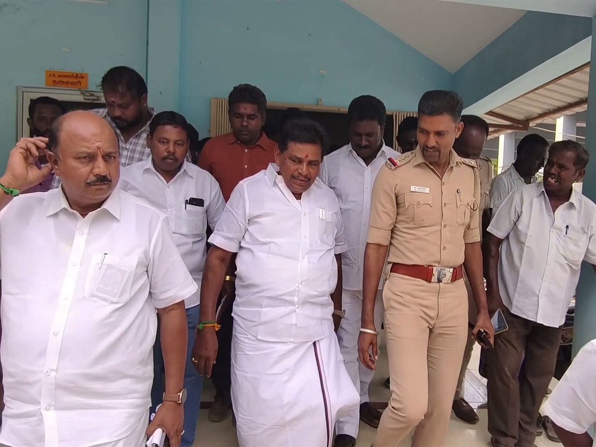 அனிதா ராதாகிருஷ்ணன்