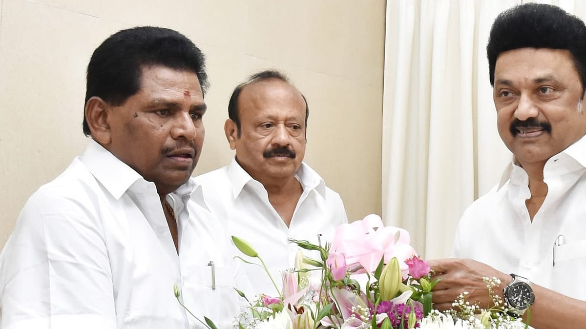 அனிதா ராதாகிருஷ்ணன் - ஸ்டாலின் - எம்.ஆர்.கே.பன்னீர் செல்வம்