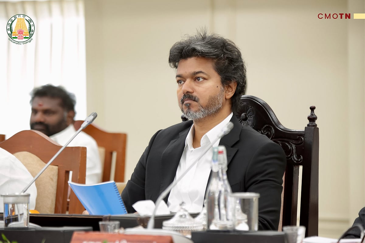 Vijay: உயர் நீதிமன்றத்தில் முதல்வர் விஜய்க்கு எதிரான 4 தேர்தல் வழக்குகள் விசாரணை - என்னென்ன? | Live updates
