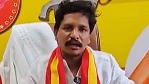 த.வெ.க எம்.எல்.ஏ சரவணன்