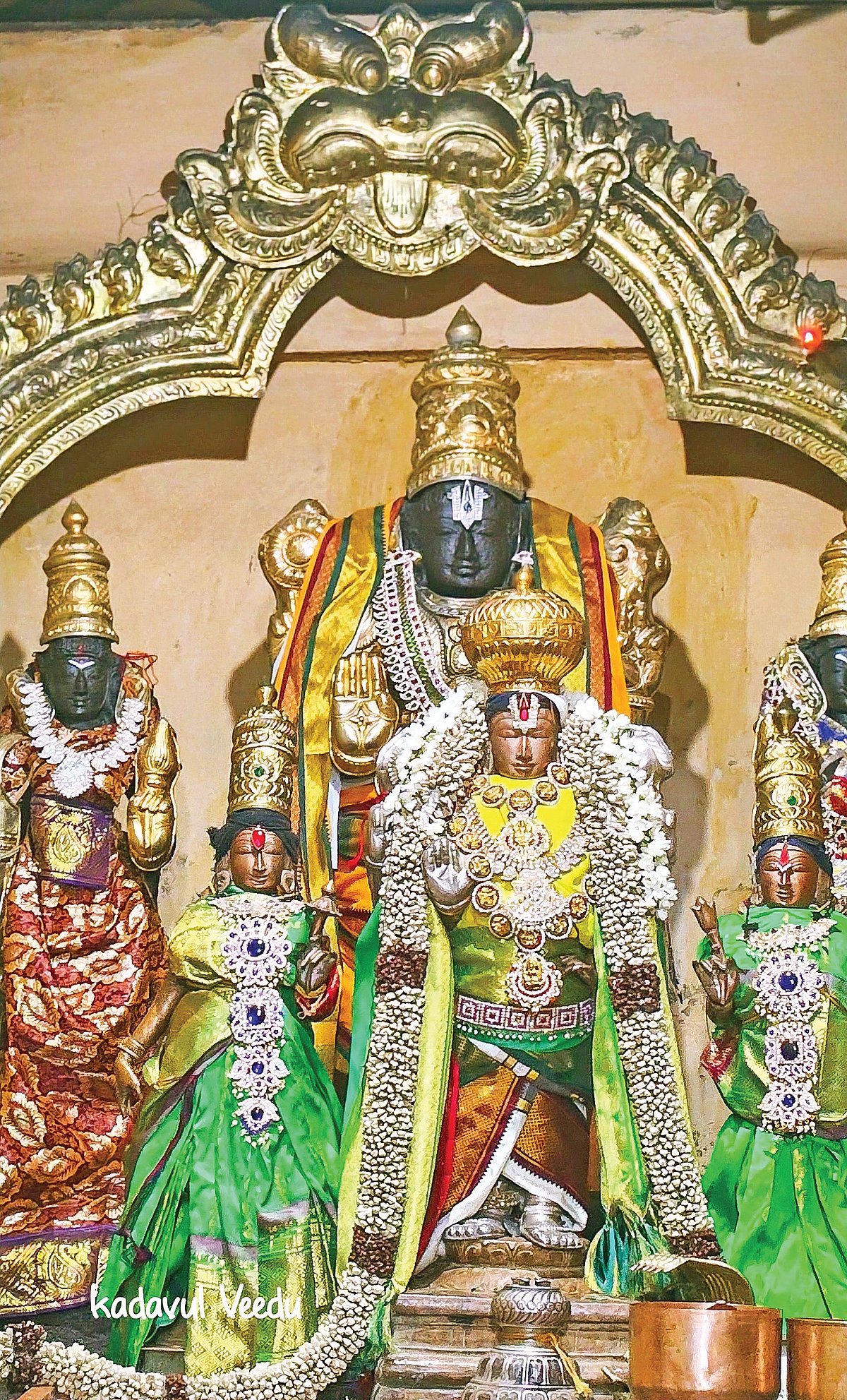 திருமண வரம் தரும் திருத்தலத்தில் சக்திவிகடன் நடத்தும் விளக்குப்பூஜை... நீங்களும் கலந்துகொள்ளலாம்!