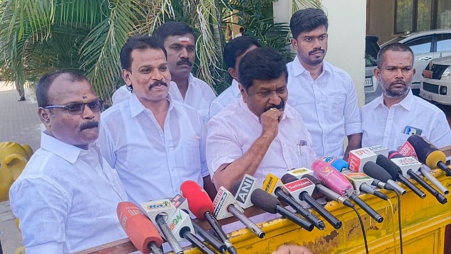 அதிமுக எம்.பி இன்பதுரை 