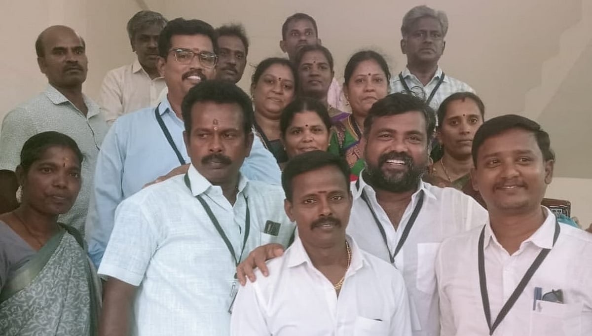 முன்னாள் மாணவர்கள் சந்திப்பு 