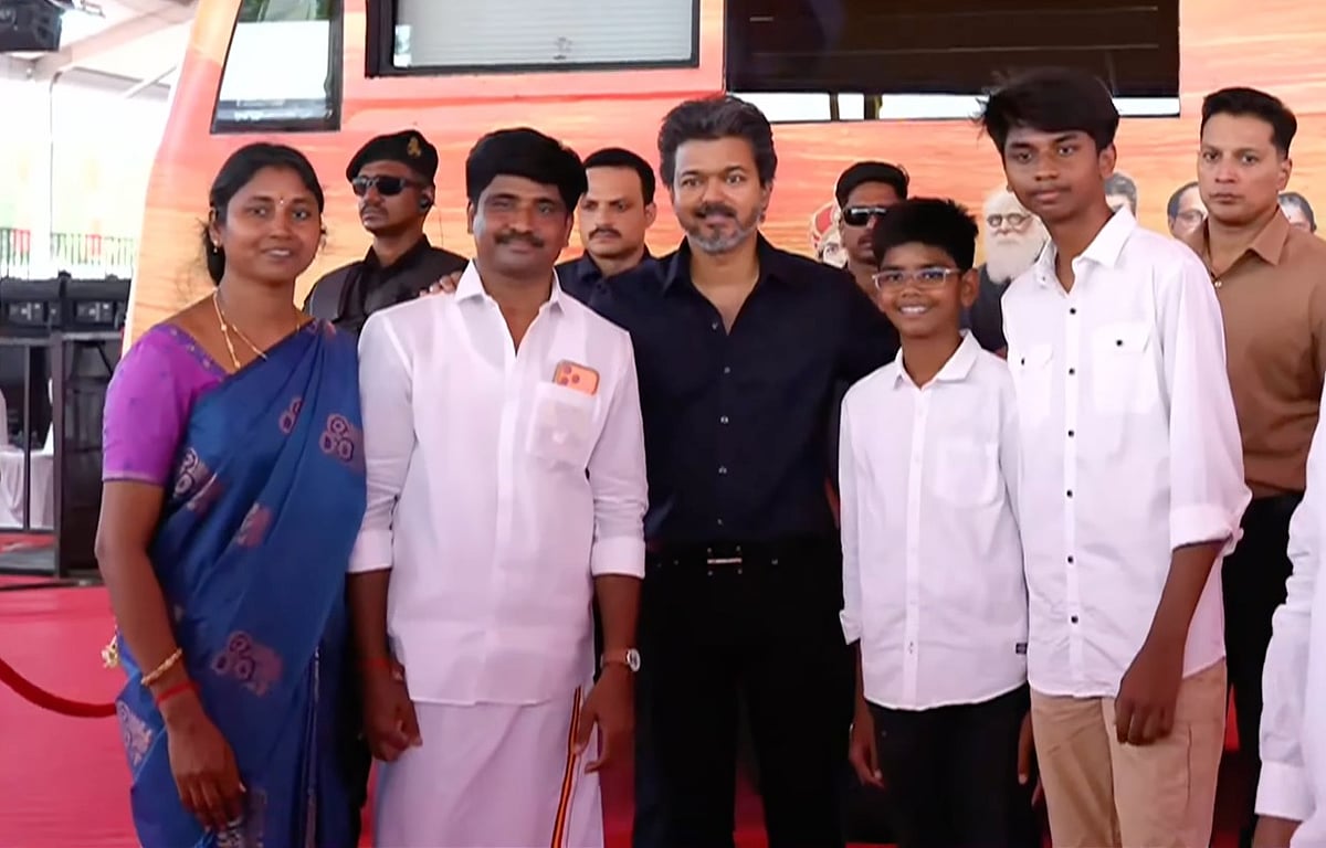 கரூர் மதி