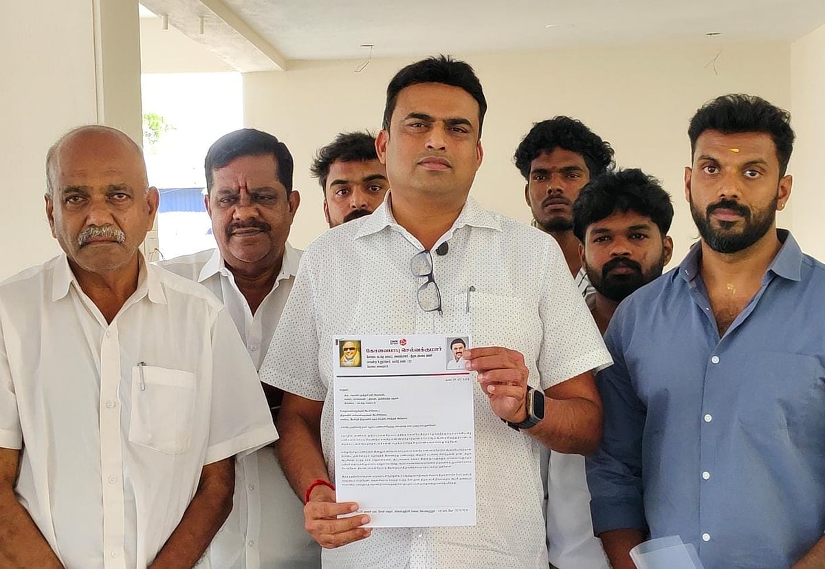 `கரூர் கம்பெனி வேலைக்காரர்கள்போல் நடத்தப்பட்டோம்'- திமுகவிலிருந்து கோவை மாநகராட்சி கவுன்சிலர் விலகல்