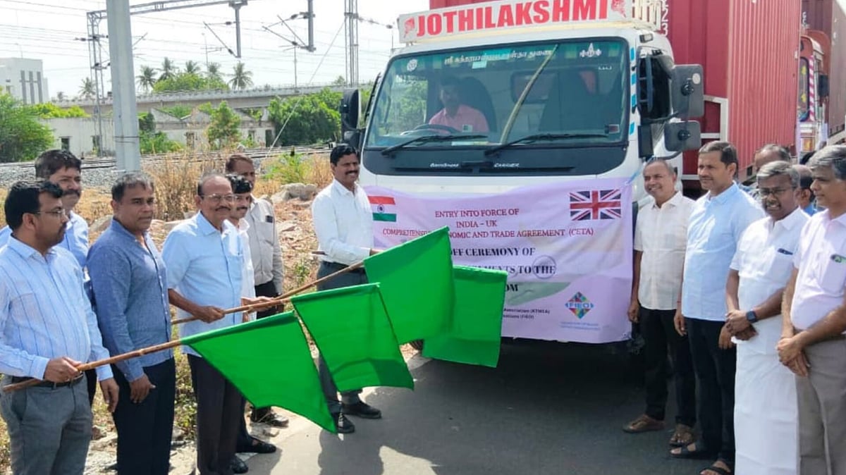 இந்தியா - இங்கிலாந்து ஒப்பந்தம்; மகிழ்ச்சியில் கரூர் ஜவுளி ஏற்றுமதியாளர்கள் - என்ன காரணம்?