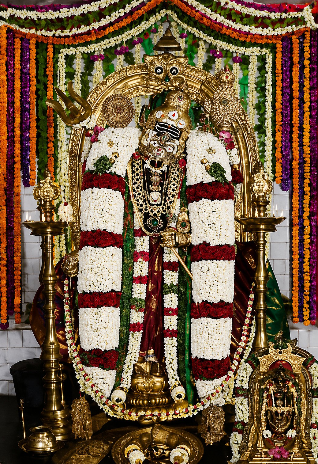 காஞ்சிபுரம், அருள்மிகு கருக்கினில் அமர்ந்தவள் அம்மன் ஆலயம் : நோய்கள் தீரும்... திருமணவரம் தேடிவரும்!