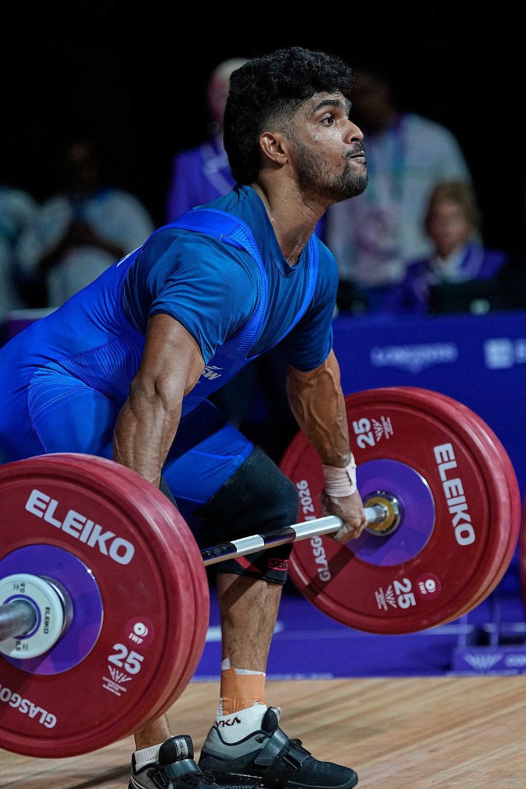 “அப்பா லோடுமேன், அம்மா கூலி தொழிலாளி!” - CWG வெள்ளி வென்ற ராஜா முத்துப்பாண்டியின் நெகிழ்ச்சி பயணம்