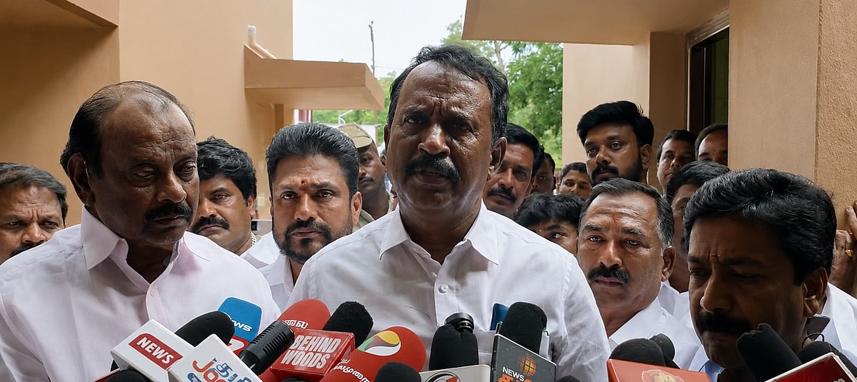 பழனி: திமுக-வை ஒழிக்க வேண்டும் என்பதற்காகவே தவெக-வுக்கு ஆதரவு - எஸ்.பி. வேலுமணி
