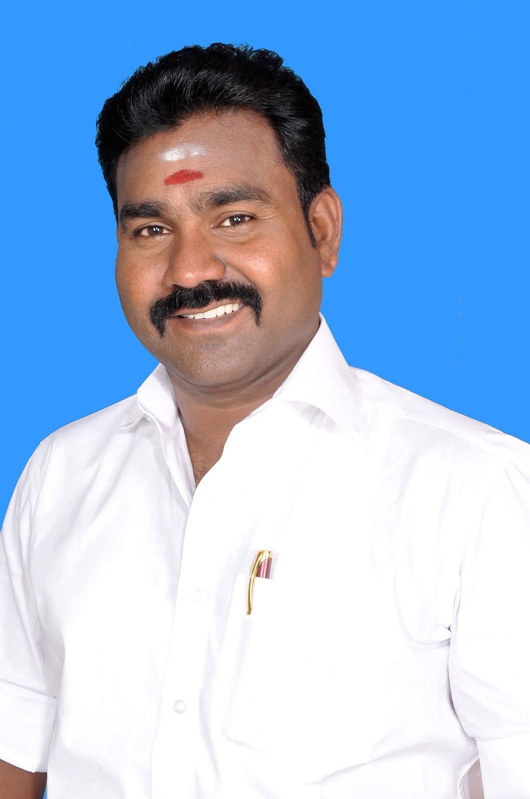 வயலூர் கார்த்தி