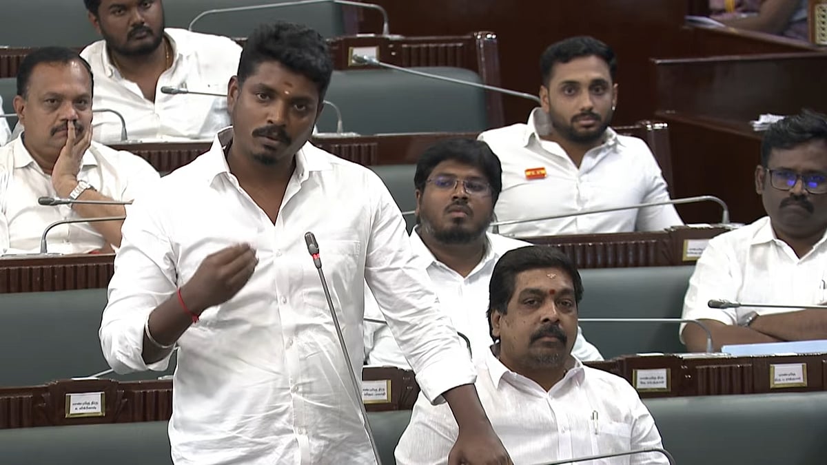 அமைச்சர் விக்னேஷ் 