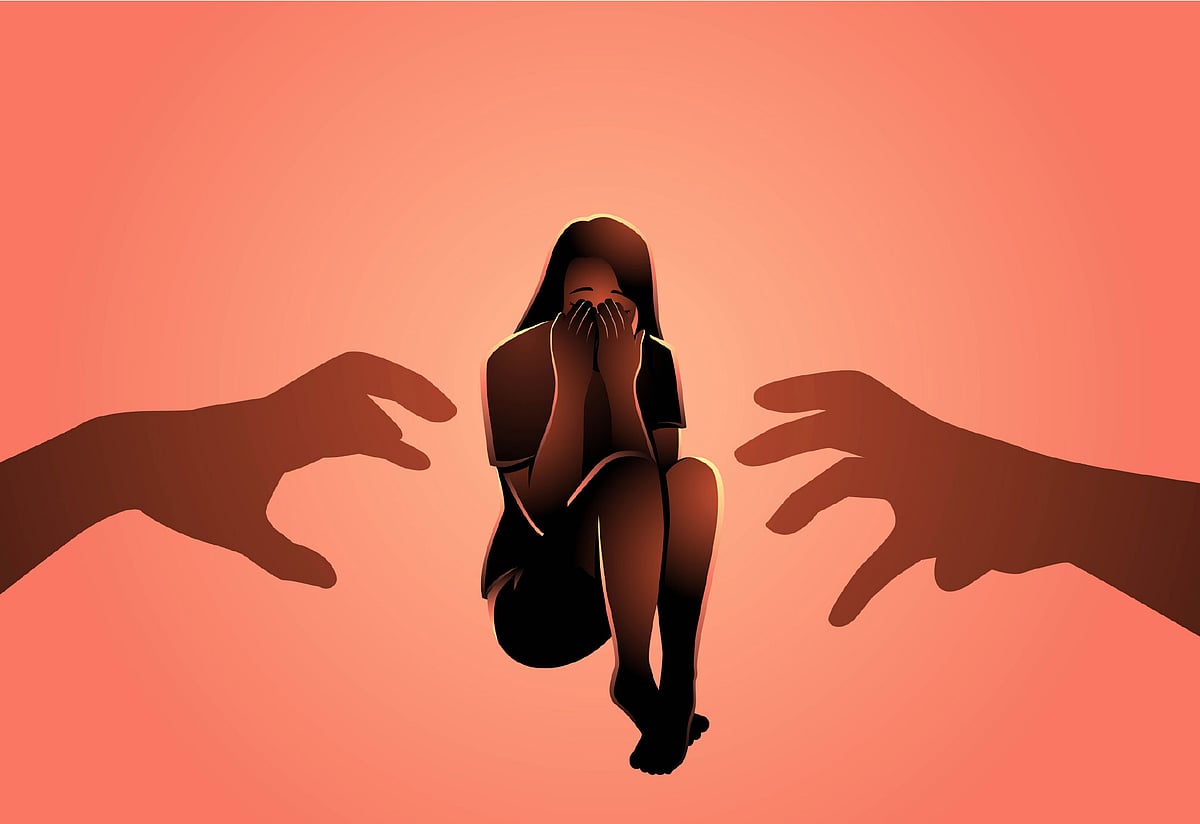 திருச்சி: மாணவிகளுக்குப் பாலியல் தொல்லை; பள்ளியை முற்றுகையிட்ட மக்கள்; தப்பியோடிய தலைமை ஆசிரியர்