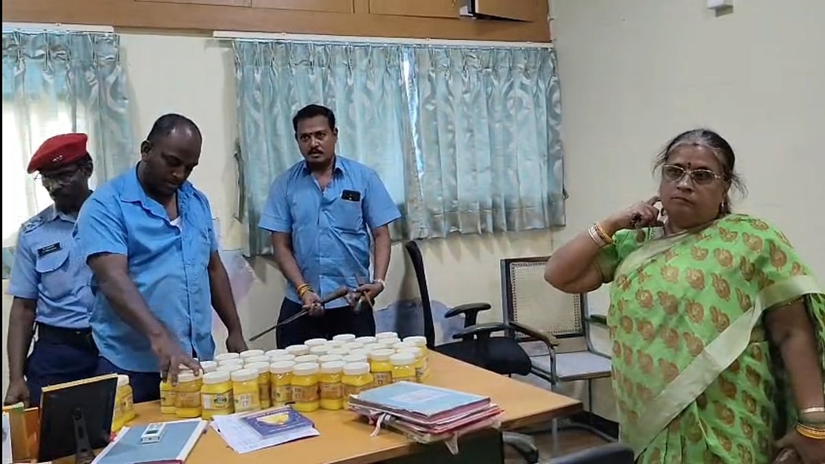 ஆவின்: டப்பா டப்பாவாக நெய் திருட்டு; வேலியே பயிரை மேய்ந்த கதையாக அதிர்ச்சி கொடுத்த பெண் அதிகாரி! 
