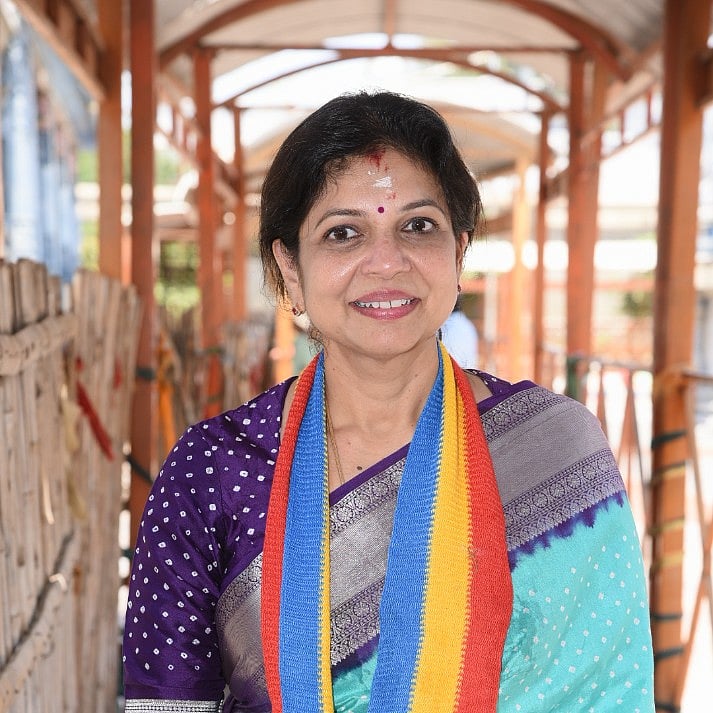 Sowmiya Anbumani