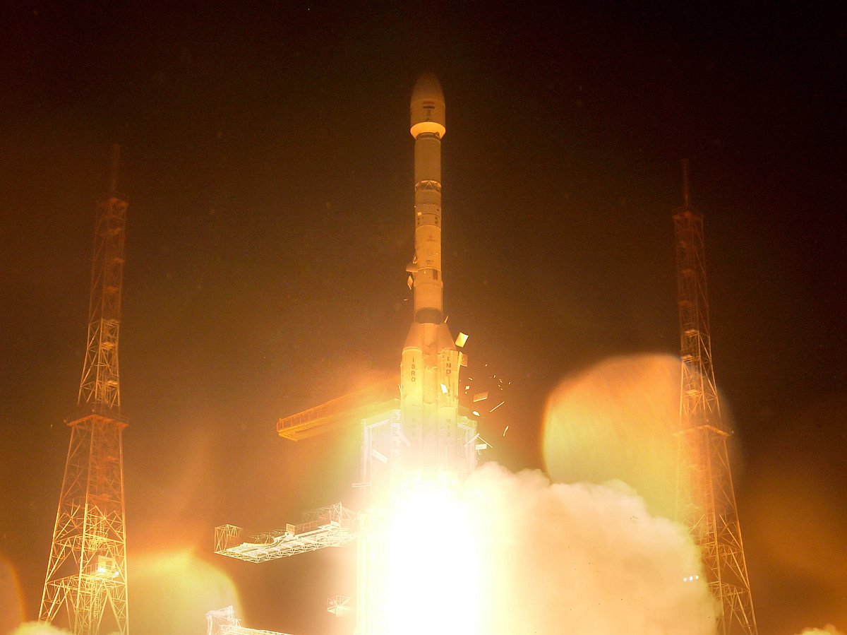 EOS-05
