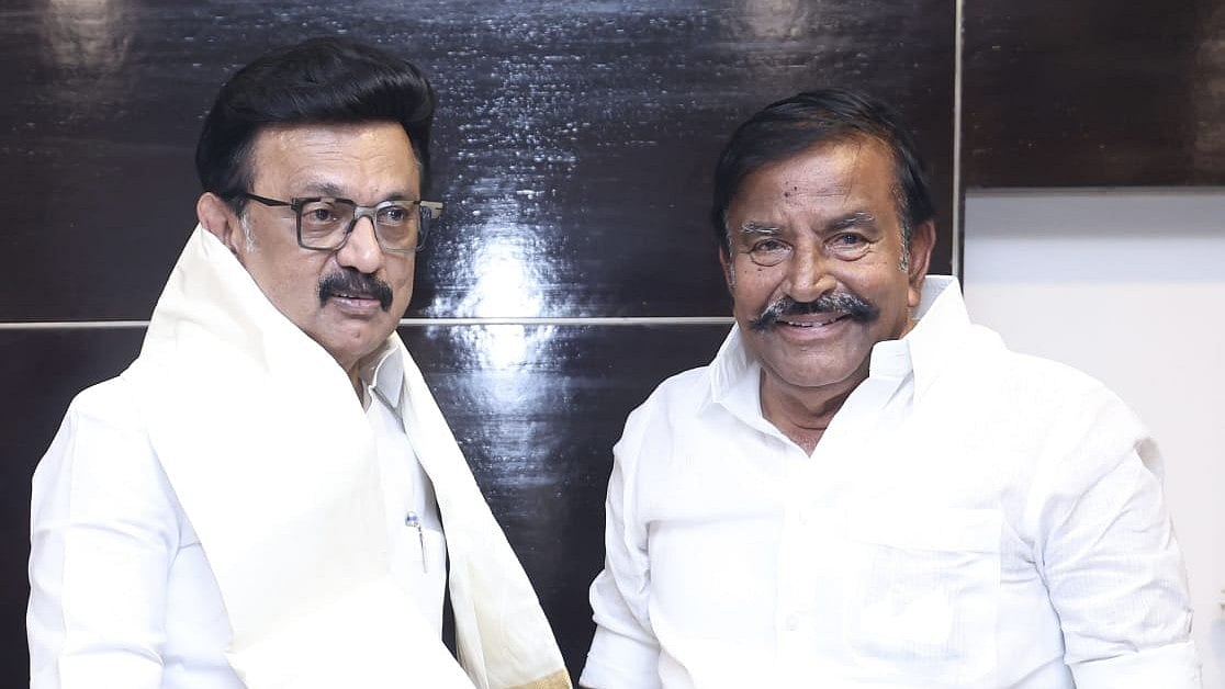 கே.என். நேரு வீட்டில் சோதனை: "தவெகவின் பூச்சாண்டிகளுக்கு அஞ்சமாட்டோம்" - ஸ்டாலின் பதிவு