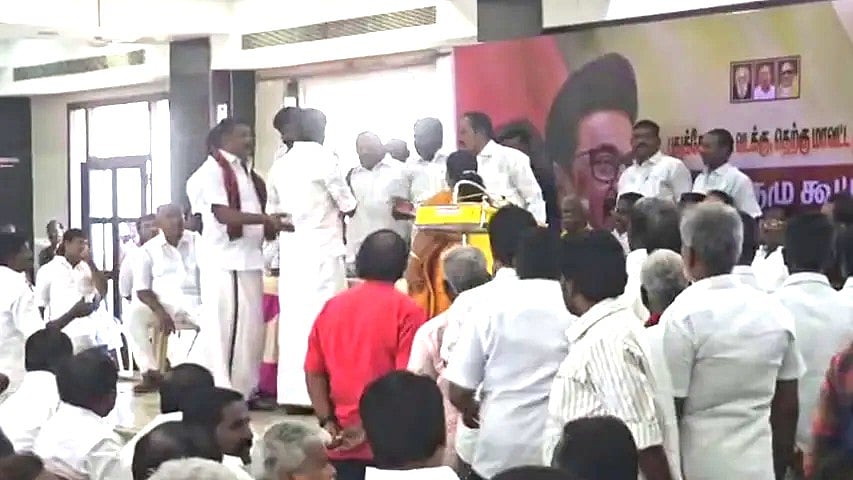 புதுக்கோட்டை திமுக: உன் மகனின் துரோகச் செயல்- மோதிக்கொண்ட உதயம் சண்முகம், முன்னாள் அமைச்சர் ரகுபதி
