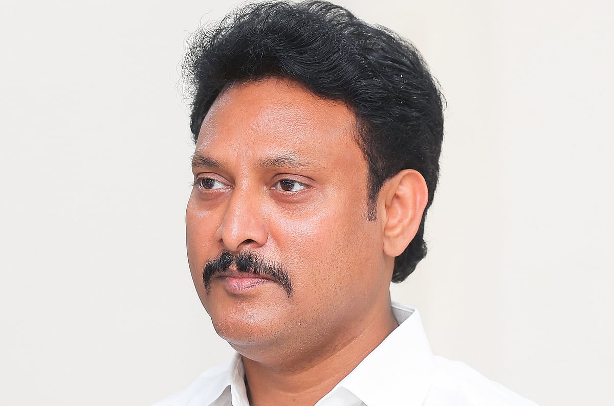 கேள்விகளுக்குப் பதில் சொல்ல முடியாமல் Take Diversion நாடகம்- முதல்வர் மீது அன்பில் மகேஸ் விமர்சனம்