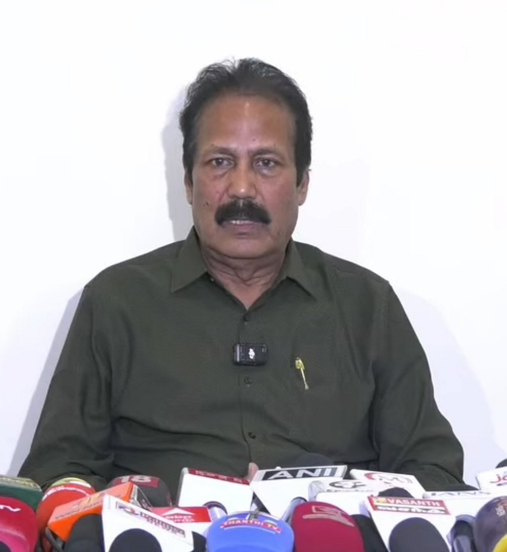 மதுரை செய்தியாளர் சந்திப்பில்
