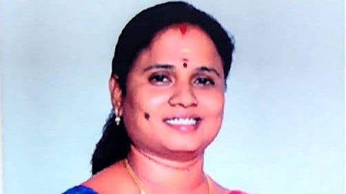 மரகதம் குமரவேல்