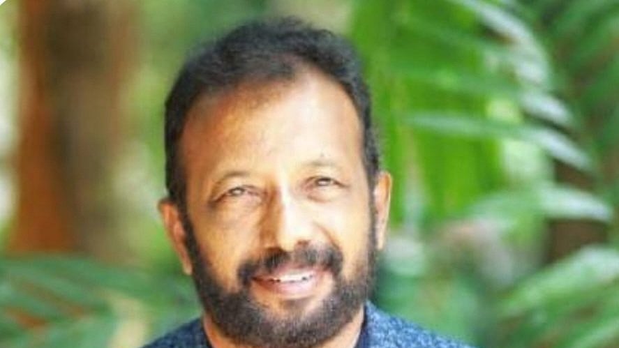"விரட்டி விரட்டி துன்புறுத்தினர்" - மனவேதனையுடன் சிபிஎம் கட்சியிலிருந்து விலகிய சினிமா இயக்குநர்