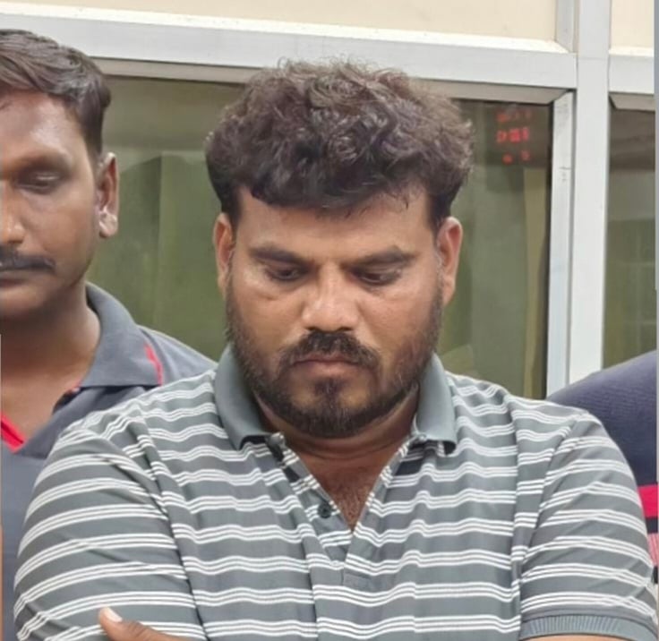 கைது செய்யப்பட்ட மக்சூத்கான்