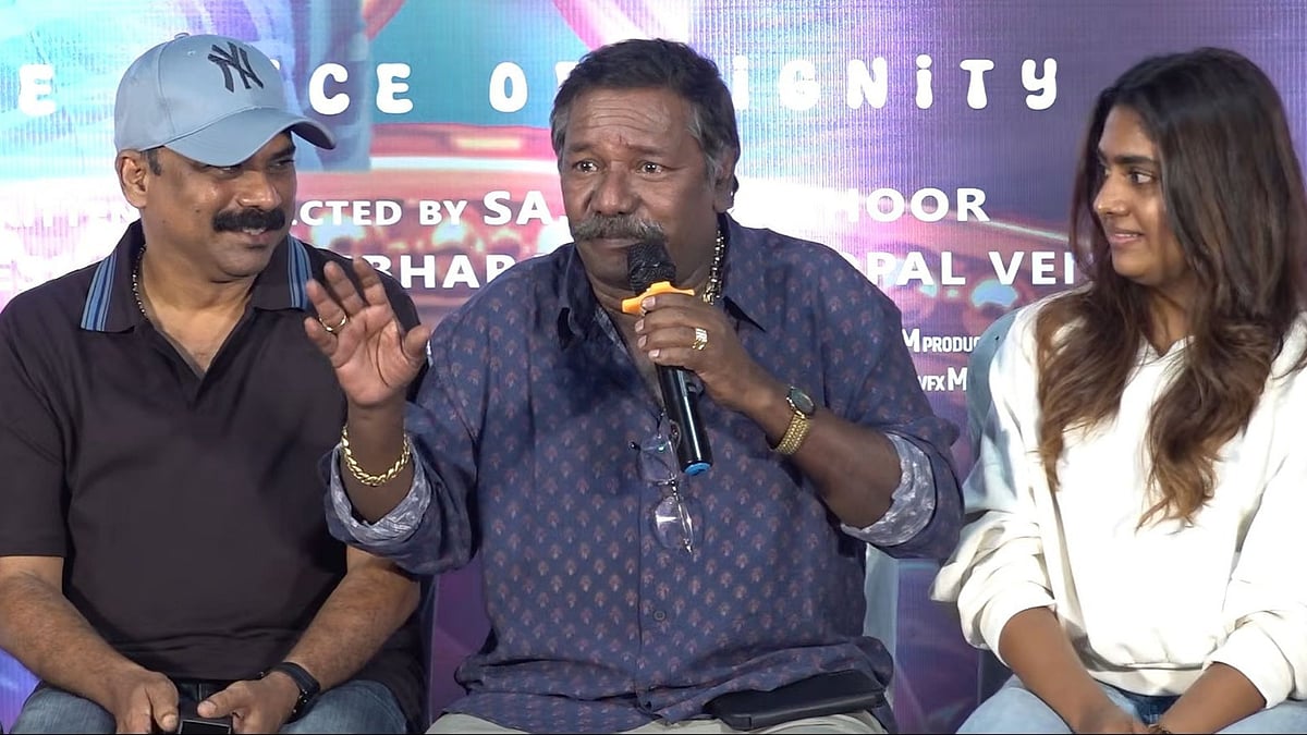 Karunas: எடப்பாடியை எதிர்த்து பேசியதற்காக என் மீது பொய் வழக்குகள் போடப்பட்டன - கருணாஸ்