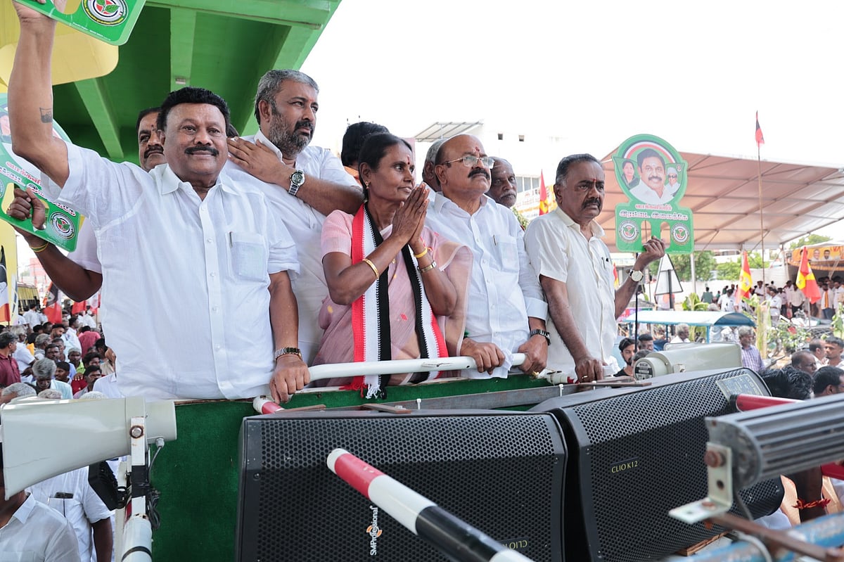 அஜித் அரசியலுக்கு வந்தால் விஜய்யின் அரசியல் வாழ்க்கை அஸ்தமனம் - கொந்தளித்த திண்டுக்கல் சீனிவாசன்