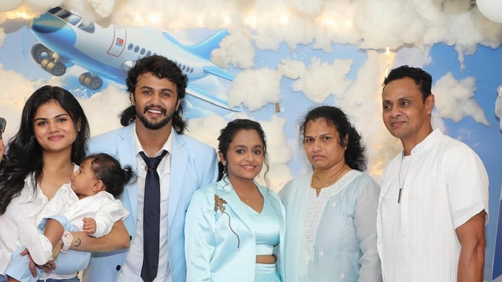 BB Tamil 10: சர்ப்ரைஸா இருக்கட்டும்னு நினைச்சோம், கடைசியில பெரிய ஷாக்! - அவினாஷ் அம்மா