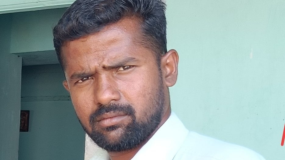 எண்ணெய்யில் பொறித்த மீன்; பார்சலில் ஈர வெங்காயம்- விவசாயியிடம் லஞ்சமாக கேட்ட VAO பணியிடை நீக்கம்!