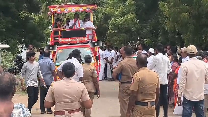 தாராபுரம்: தவெக வேட்பாளருக்கு வலுக்கும் எதிர்ப்பு; போலீஸார் பாதுகாப்புடன் நடைபெறும் பிரசாரம்! 