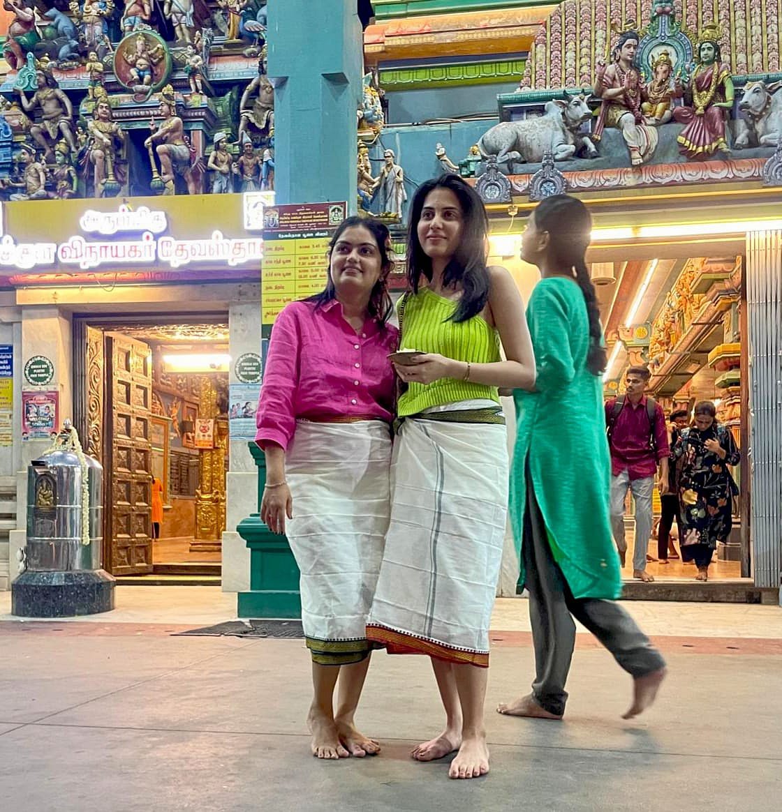 புதுச்சேரி: `ஷார்ட்ஸ்’ அணிந்த பெண்களுக்குத் தடை; வேட்டி கட்டிய பிறகு சாமி தரிசனத்துக்கு அனுமதி!