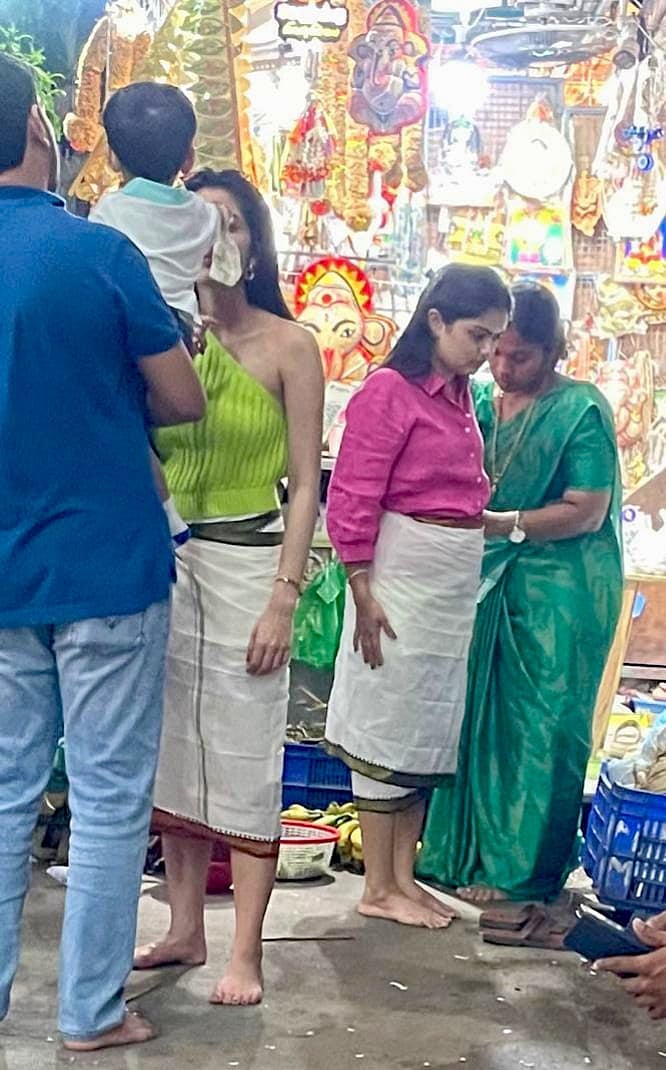 புதுச்சேரி: `ஷார்ட்ஸ்’ அணிந்த பெண்களுக்குத் தடை; வேட்டி கட்டிய பிறகு சாமி தரிசனத்துக்கு அனுமதி!