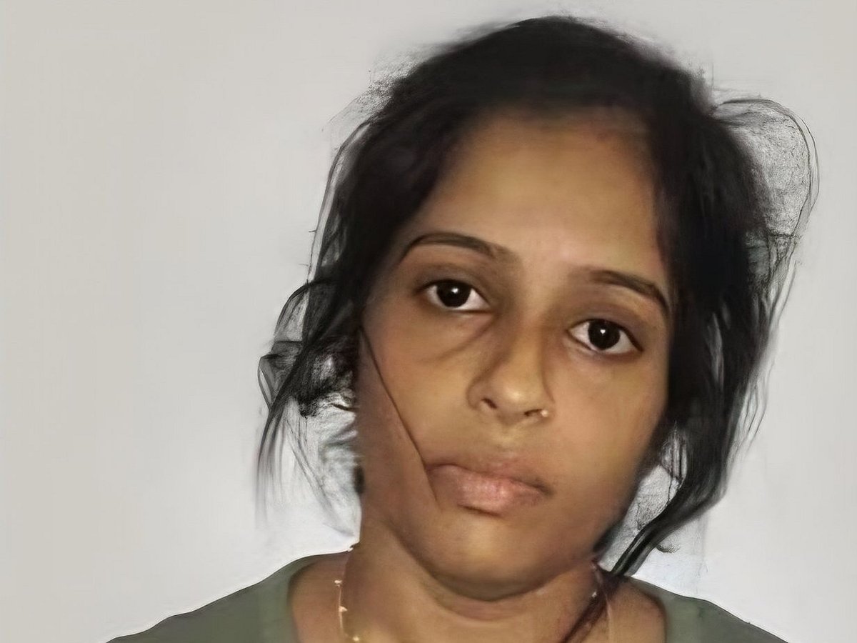 எம்.டி.எம்.ஏ வழக்கில் நிபந்தனை ஜாமீனில் வந்த ஆசிரியை; காவல் நிலைய வளாகத்தில் கத்தியால் குத்திய நபர்!