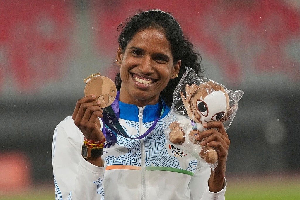 Asian Games: முறியடிக்கப்பட்ட பிடி உஷா சாதனை; வெண்கலம் வென்று சாதித்த வித்யா ராம்ராஜ்!