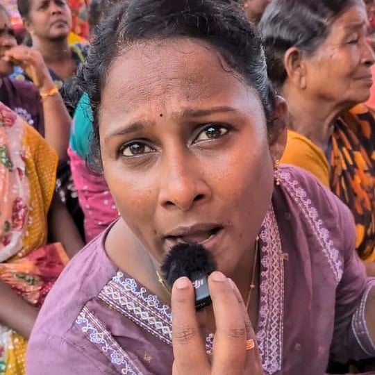 மீனவப் பெண் ஷாலினி