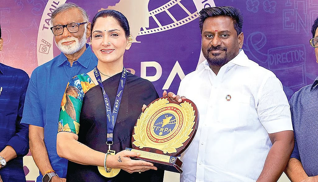 அரசு ஓடிடி: நெட்பிளிக்ஸ், அமேசான் நிறுவனங்களுடன் போட்டியிட முடியுமா? சவால்கள் என்னென்ன?- ஒரு பார்வை!