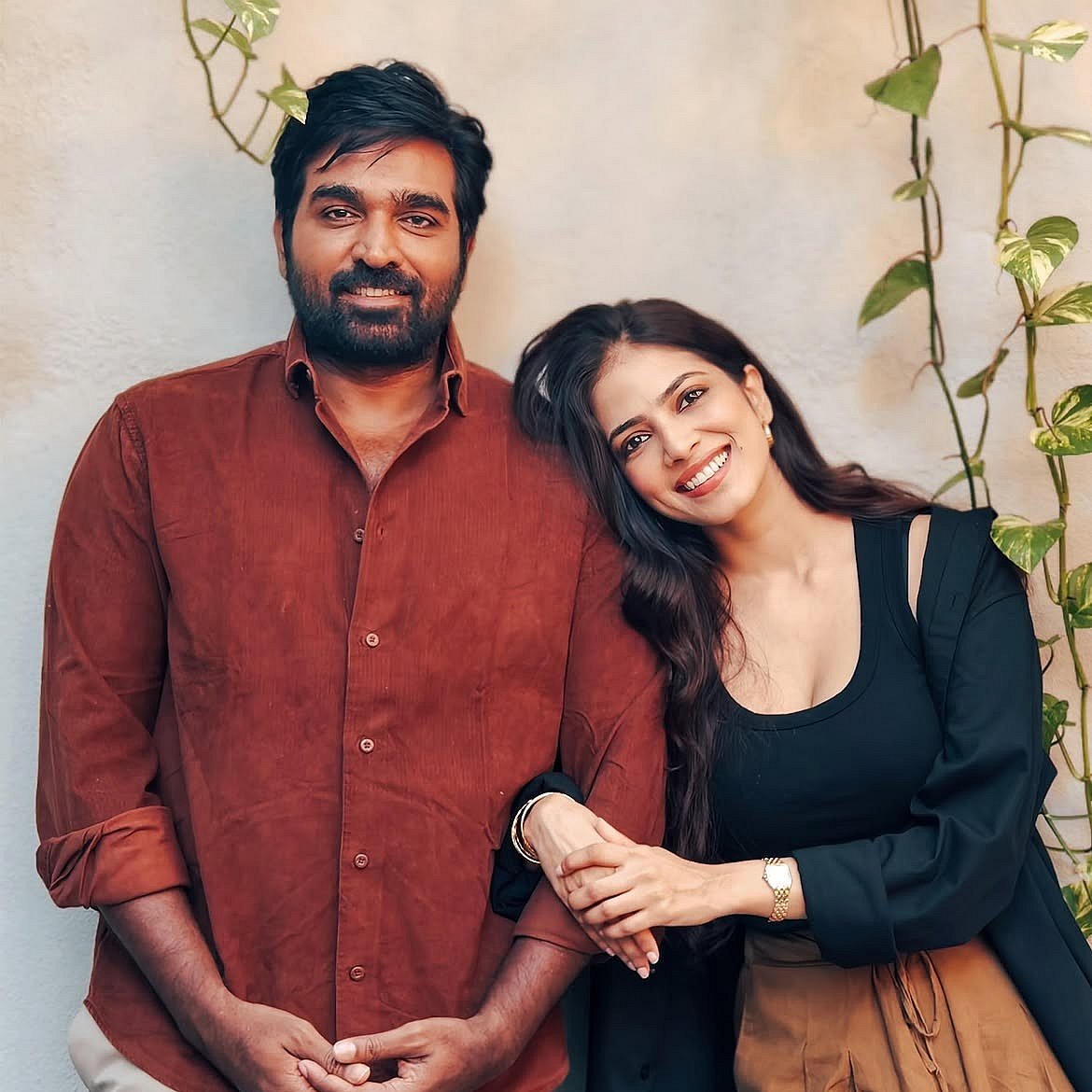Vijay Sethupathi - Malavika Mohanan