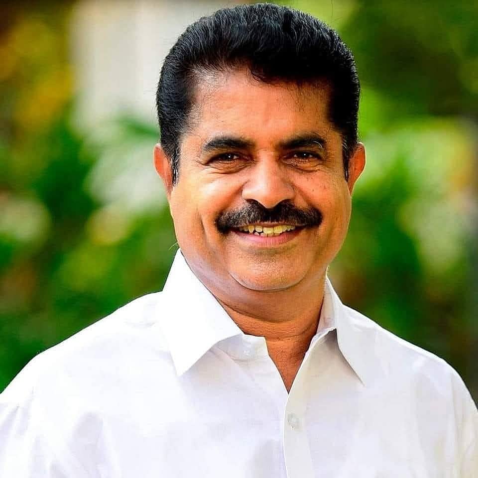 காங்கிரஸ் கூட்டணி ஒருங்கிணைப்பாளர் அடூர் பிரகாஷ்