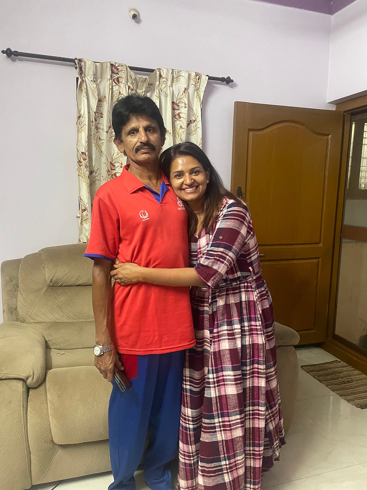 anandhi with her father