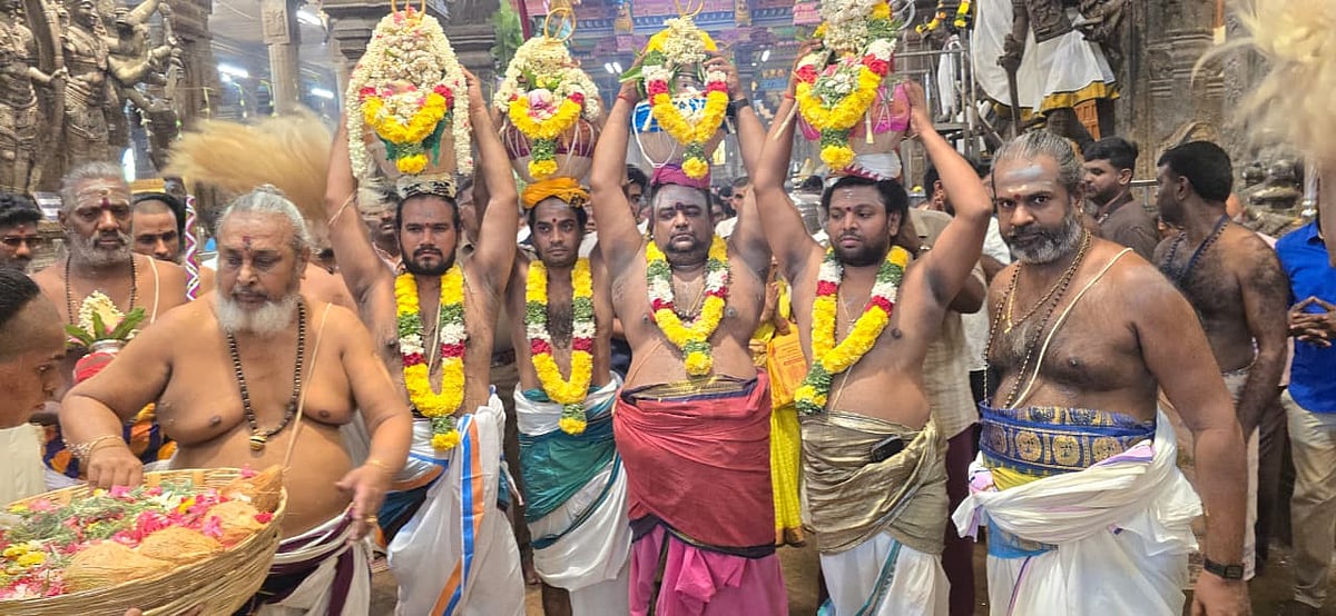 மண்டலாபிஷேகம் நிறைவு:  அருள்மிகு மீனாட்சி சுந்தரேசுவரர் திருக்கோயிலில் ஆன்மிக பேரொளி!