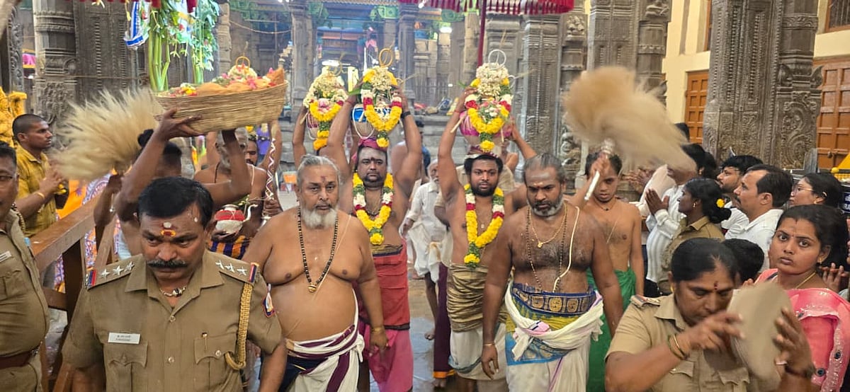 மண்டலாபிஷேகம் நிறைவு:  அருள்மிகு மீனாட்சி சுந்தரேசுவரர் திருக்கோயிலில் ஆன்மிக பேரொளி!